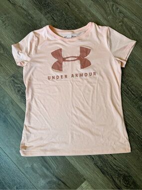 Under Armour Woman’s Light Pink Tee with Rose Logo
